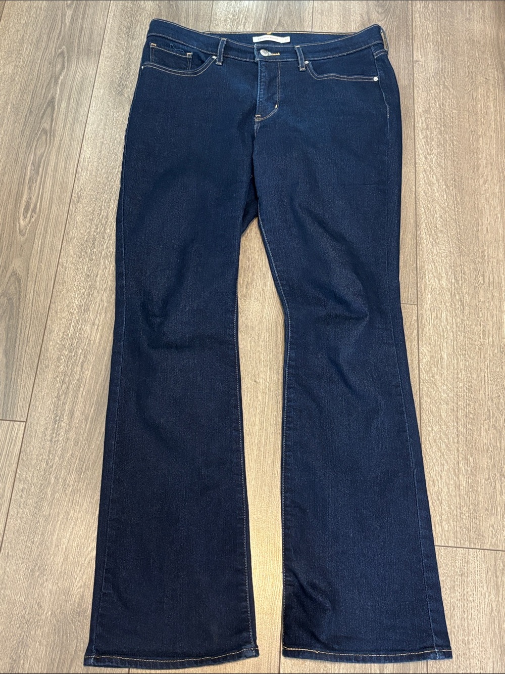 Levi's 315 Shaping Bootcut Women's Dark Indigo Jeans